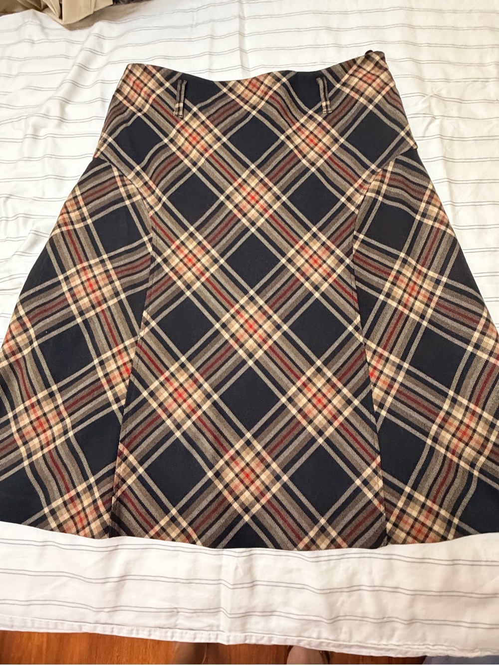 Jones Wear Navy Plaid A-Line Skirt with Beige and Red Accents